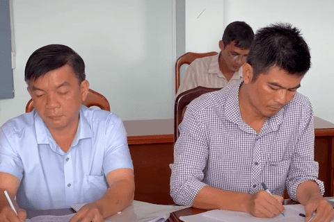 Kông Chro: Làm việc về công tác thực hiện chính sách BHXH, BHYT, BHTN trên địa bàn